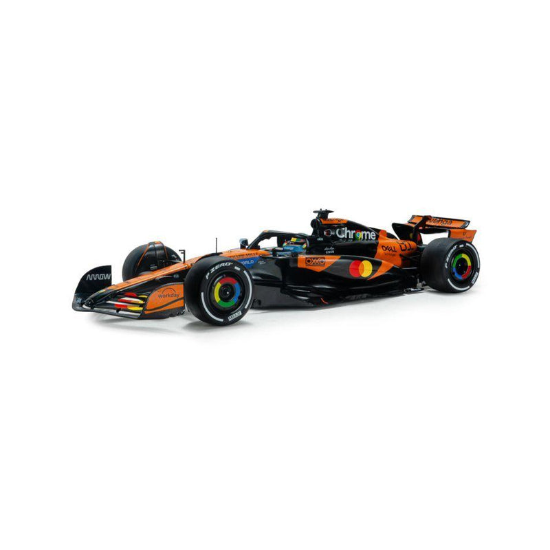 Formula 1 1:18 2025 McLaren MCL39 O.Piastri #81 China GP